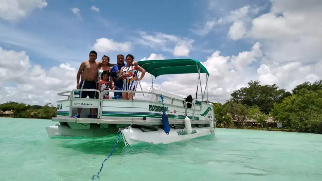 5 DÍAS 4 NOCHES DE HOSPEDAJE + TRANSPORTACION + 2 TOURS (BACALAR PLUS & PASEO EN LANCHA + TULUM COBA 4 X 1 CLÁSICO)